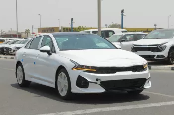 KIA K5 2.5L PETROL GT LINE FULL OPTION PANAROMA 2023 WHITE