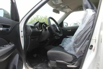 SUZUKI SWIFT 1.2L PETROL WITH DVD 2023 WHITE FWD