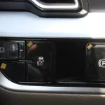 KIA SPORTAGE 1.6L PETROL FWD 2023 FULL OPTION - Thumbnail 8