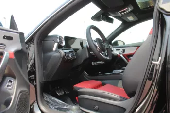 MERCEDES-BENZ CLA 200 COUPE 1.4l PETROL FWD 2023 BLACK
