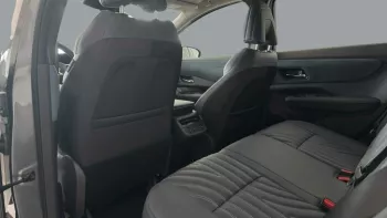 Nissan Ariya Long-Range Full Option Electric Vehicle 2023 Model Year