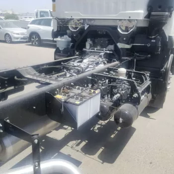 Isuzu FSR 8.2L Diesel M/T NON Turbo MY2023 Only for export 185,000 AED