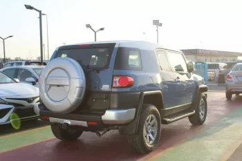 TOYOTA FJ CRUISER 4.0L MODEL 2023