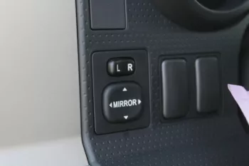 TOYOTA FJ CRUISER 4.0L MODEL 2023