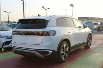 VOLKSWAGEN ID6 EV MODEL 2023