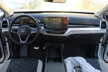 VOLKSWAGEN ID6 EV MODEL 2023