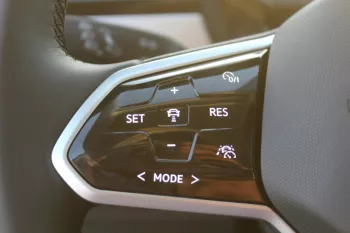 VOLKSWAGEN ID6 EV MODEL 2023