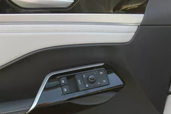 VOLKSWAGEN ID6 EV MODEL 2023