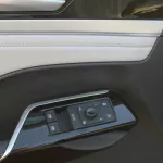 VOLKSWAGEN ID6 EV MODEL 2023 - Thumbnail 16