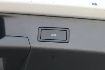 VOLKSWAGEN ID6 EV MODEL 2023