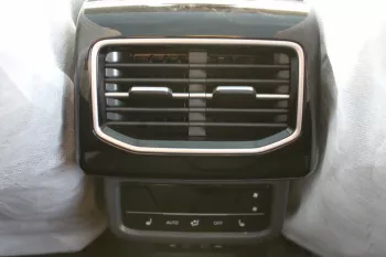 VOLKSWAGEN ID6 EV MODEL 2023