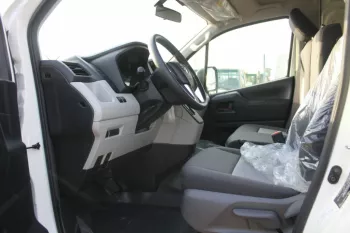 TOYOTA HIACE CARGO 3.5L PETROL MODEL 2023