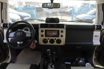 TOYOTA FJ CRUISER 4.0L PETROL FINAL EDITION 2023 BEIGE
