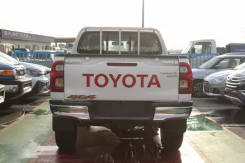 TOYOTA HILUX SR.5 2.7L PETROL 2023