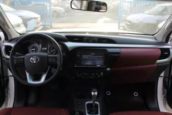 TOYOTA HILUX SR.5 2.7L PETROL 2023
