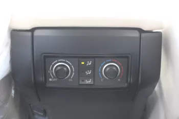 TOYOTA PRADO TX.L 4.0L PETROL 2023 4WD SUV WHITE