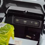 KIA SORENTO 2.5L PETROL FWD 2023 WHITE - Thumbnail 10