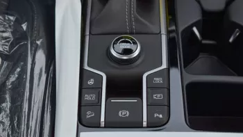 KIA SORENTO 2.5L PETROL FWD 2023 WHITE