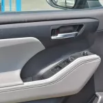 TOYOTA HIGHLANDER 2.5L PETROL 2023 BLUE AWD - Thumbnail 7