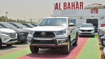 TOYOTA HILUX SR.5 2.7L PETROL 2023 WHITE 4WD