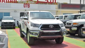 TOYOTA HILUX SR.5 2.7L PETROL 2023 WHITE 4WD