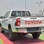 TOYOTA HILUX SR.5 2.7L PETROL 2023 WHITE 4WD - Thumbnail 4