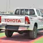 TOYOTA HILUX 2.7L PETROL 2023 MODEL YEAR 4WD LOW OPTION - Thumbnail 5