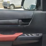 TOYOTA HILUX 2.7L PETROL 2023 MODEL YEAR 4WD LOW OPTION - Thumbnail 7