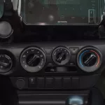 TOYOTA HILUX 2.7L PETROL 2023 MODEL YEAR 4WD LOW OPTION - Thumbnail 12