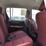 TOYOTA HILUX 2.7L PETROL 2023 MODEL YEAR 4WD LOW OPTION - Thumbnail 17