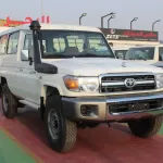TOYOTA LAND CRUISER HARD TOP 4.0L PETROL 2023 4WD WHITE - Thumbnail 1