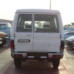 TOYOTA LAND CRUISER HARD TOP 4.0L PETROL 2023 4WD WHITE - Thumbnail 4