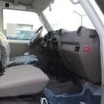 TOYOTA LAND CRUISER HARD TOP 4.0L PETROL 2023 4WD WHITE - Thumbnail 11