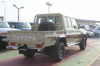 TOYOTA LAND CRUISER 4.0L PETROL 2023 4WD FULL OPTION
