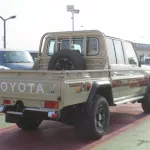 TOYOTA LAND CRUISER 4.0L PETROL 2023 4WD FULL OPTION - Thumbnail 5