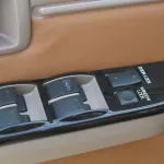 TOYOTA LAND CRUISER 4.0L PETROL 2023 4WD FULL OPTION - Thumbnail 7