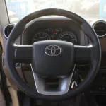 TOYOTA LAND CRUISER 4.0L PETROL 2023 4WD FULL OPTION - Thumbnail 9