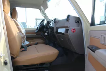 TOYOTA LAND CRUISER 4.0L PETROL 2023 4WD FULL OPTION