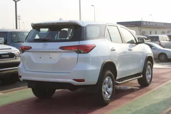 TOYOTA FORTUNER 2.4L DIESEL AWD 2023 WHITE