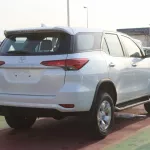 TOYOTA FORTUNER 2.4L DIESEL AWD 2023 WHITE - Thumbnail 6