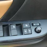 TOYOTA FORTUNER 2.4L DIESEL AWD 2023 WHITE - Thumbnail 7