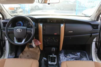 TOYOTA FORTUNER 2.4L DIESEL AWD 2023 WHITE