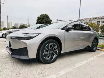 NEW TOYOTA BZ3 FULL ELECTRIC 2023 CHINESE SPECS
