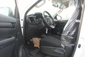 TOYOTA HILUX 2.4L DIESEL 4WD 2023 WHITE BASIC OPTION