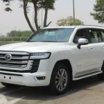 TOYOTA LAND CRUISER VXR 3.5L PETROL 4WD 2023 WHITE - Thumbnail 2
