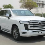 TOYOTA LAND CRUISER VXR 3.5L PETROL 4WD 2023 WHITE - Thumbnail 3