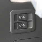 TOYOTA LAND CRUISER VXR 3.5L PETROL 4WD 2023 WHITE - Thumbnail 26