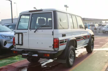 TOYOTA LAND CRUISER HARDTOP 4.0L PETROL 4WD 2023 MODEL YEAR WHITE