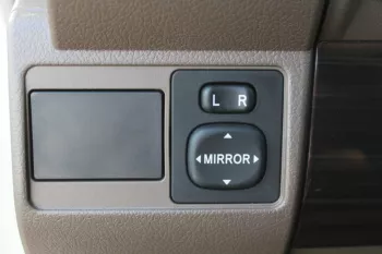 TOYOTA LAND CRUISER HARDTOP 4.0L PETROL 4WD 2023 MODEL YEAR WHITE
