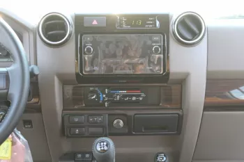 TOYOTA LAND CRUISER HARDTOP 4.0L PETROL 4WD 2023 MODEL YEAR WHITE
